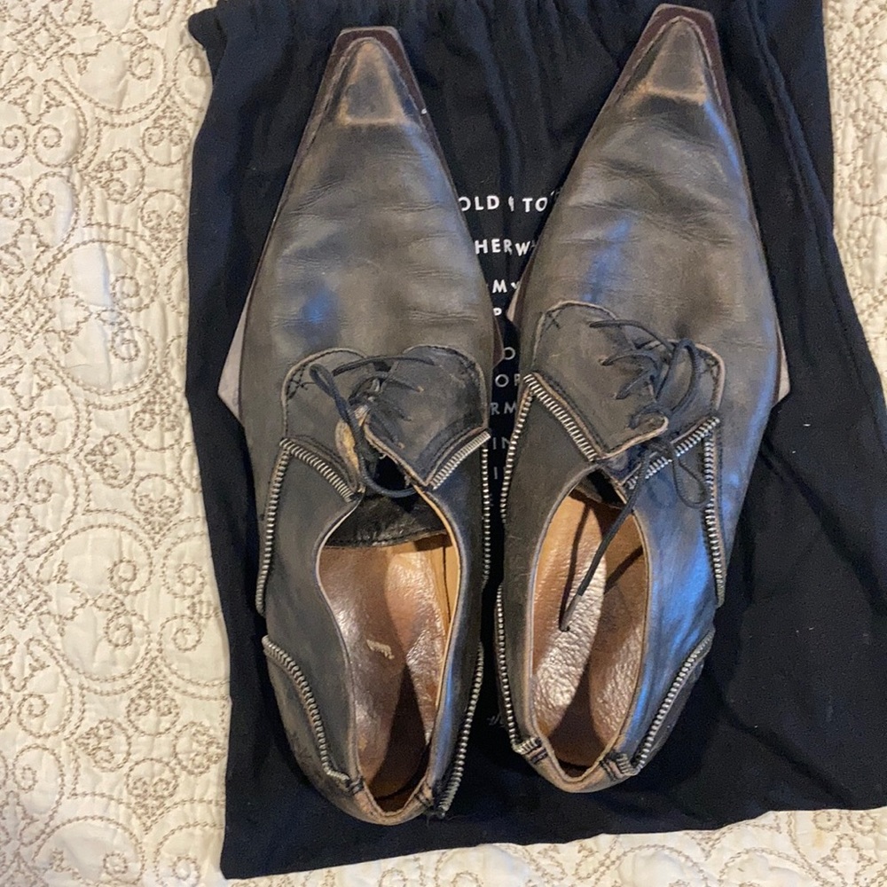 Mens John Fluevog LESTAT Shoes